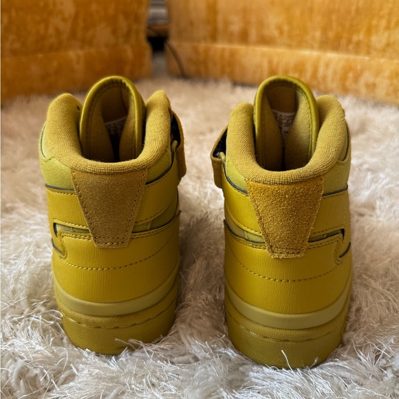 Adidas Wmns Forum Mid ‘Pulse Olive’ Suede Sneakers - Picture 7 of 7